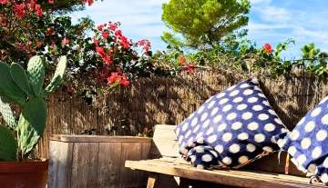 Resa Estates Ibiza Cala Tarida first line 3 bedrooms garden bed .jpg